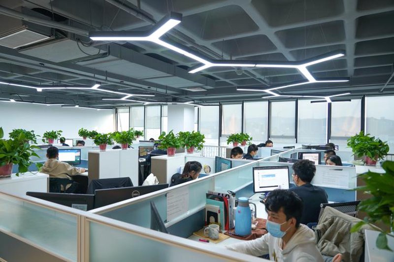 北京软件开发行业动态观察:拥抱数字化时代的机遇与挑战